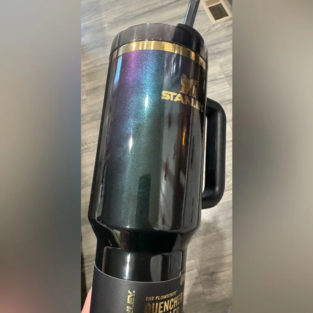 NWT Stanley Wicked Quencher H2.0 Tumbler 40oz - Picture 6 of 6